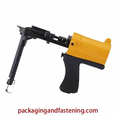 Stanley Spenax D style 15 gauge 3/4 inch hog ring tools inclding pneumatic TR201 hog ring guns are here at packagingandfastening.com on-sale.
