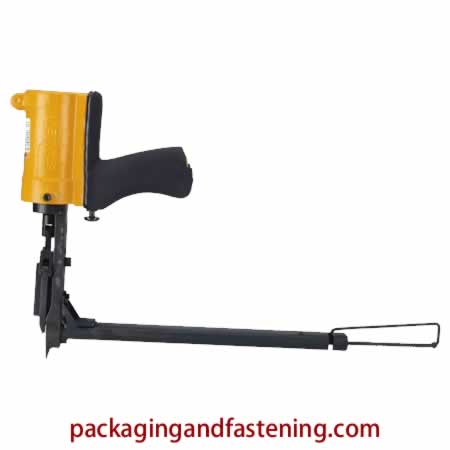 Stanley Spenax D style 15 gauge 3/4 inch hog ring tools inclding pneumatic TR203 long magazine hog ring guns are here at packagingandfastening.com on-sale.